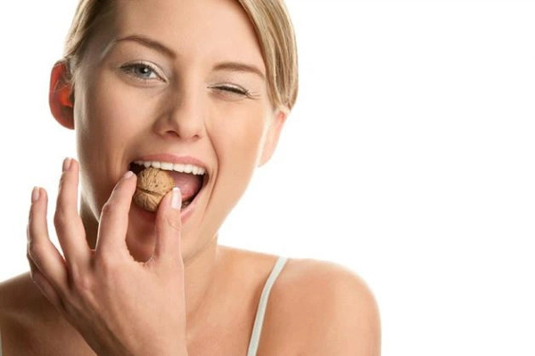Răng hàm dùng để nghiền nát thức ăn