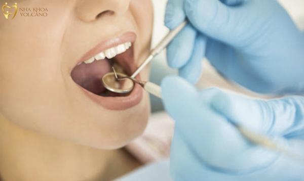 Kiểm tra định kỳ là bước quan trọng sau khi lấy tủy răng để đảm bảo sự phục hồi tốt