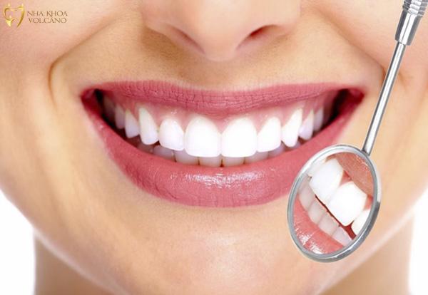 Nhổ nước bọt ra máu: Khi nào cần thăm bác sĩ? Điều trị các vấn đề nhiễm trùng là một khía cạnh quan trọng của chăm sóc sức khỏe miệng