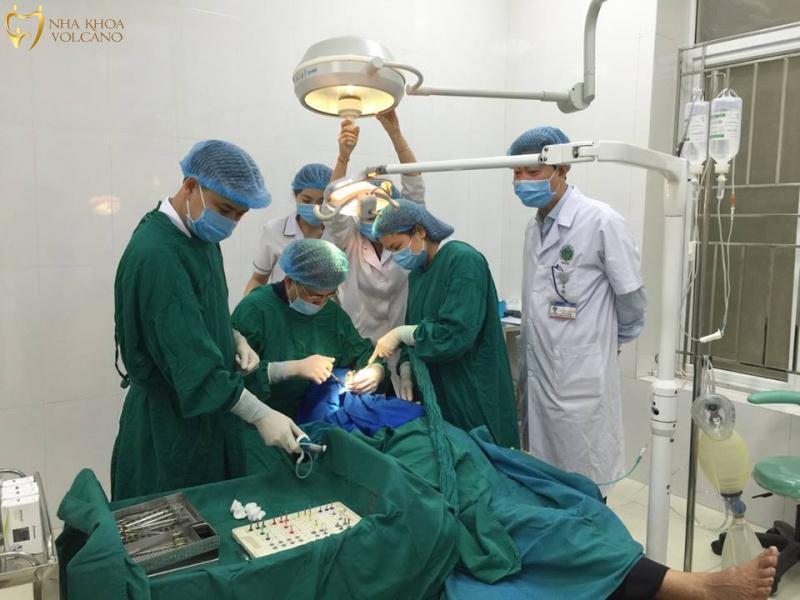 Ưu - Nhược điểm khi nhổ răng khôn ở bệnh viện