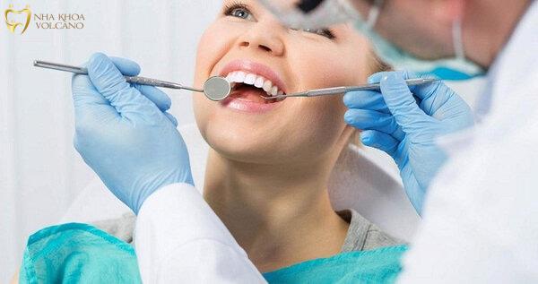 Khám răng định kỳ hàng năm